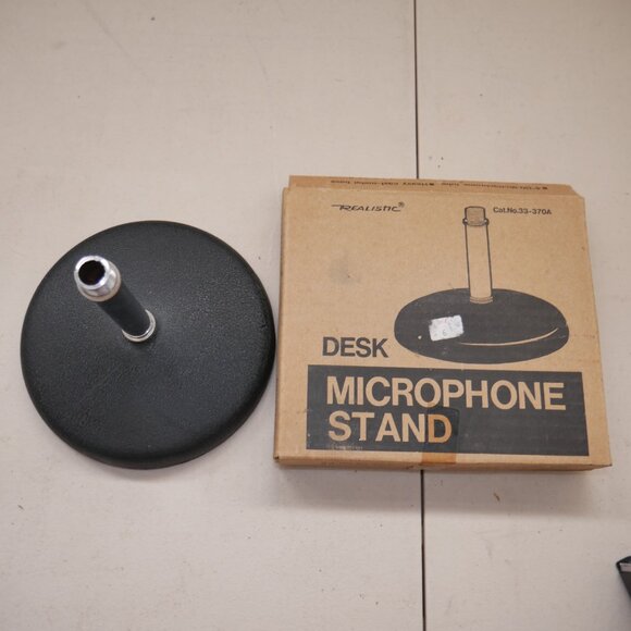 Lot of 2 Realistic Super Cardioid Dynamic Microphones + Stand 33-992C 33-992D - Picture 10 of 14